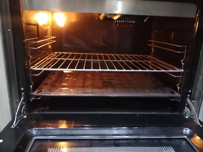 Cooking Range in new condition for sale 3