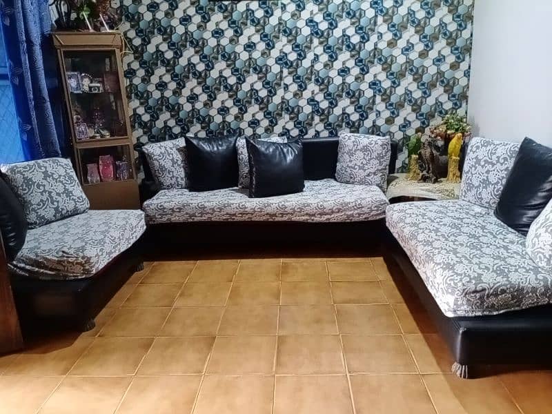 6 sitter sofa set 0