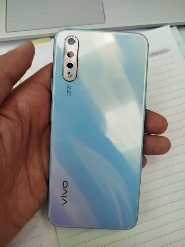 Vivo S1 4/128 0