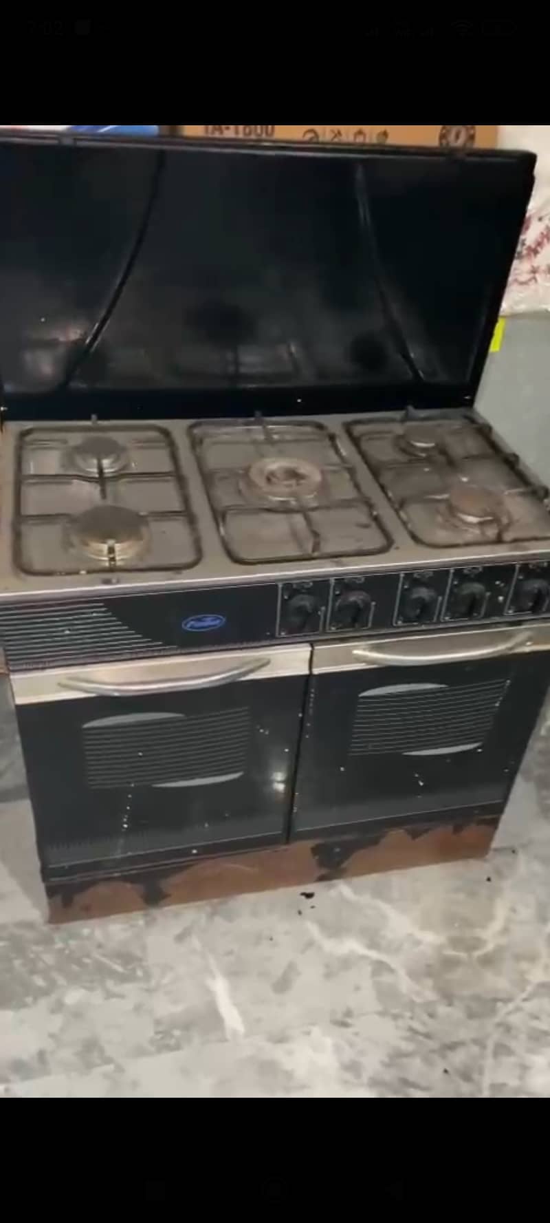 Fisher cooking range with 5 stoves 0