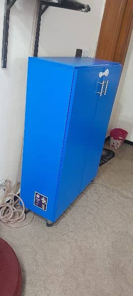 kids blue wardrobe - Very spacious 2