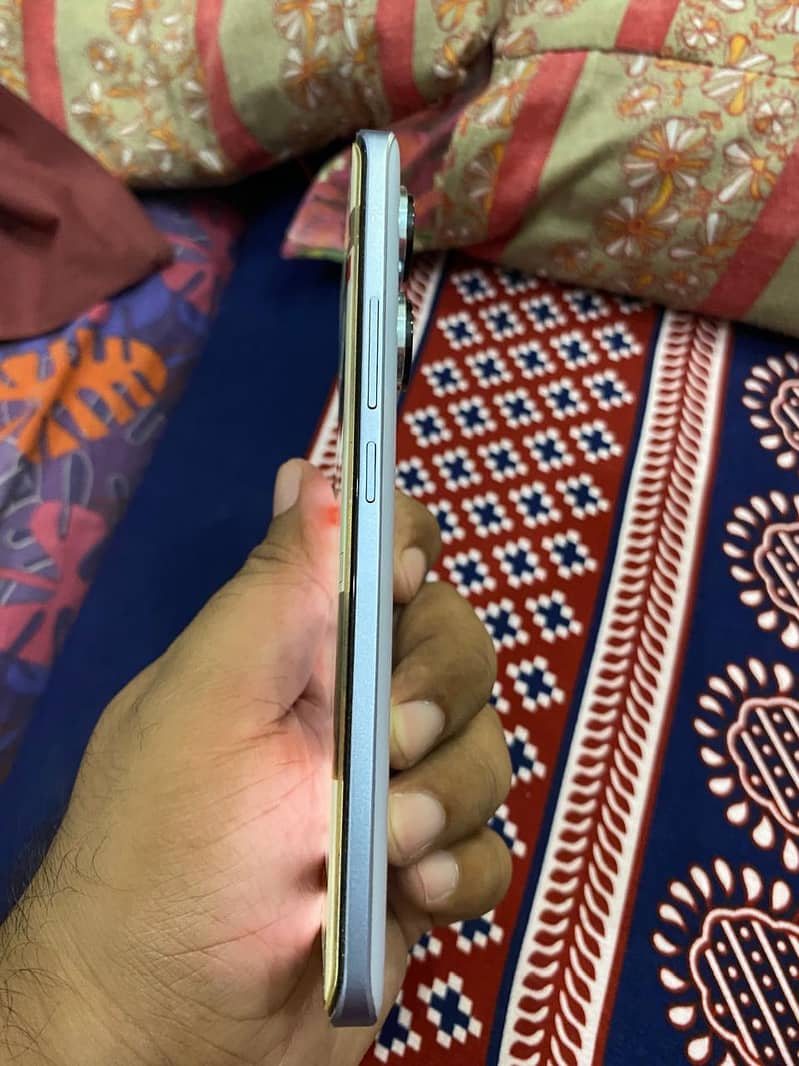 MI redmi note 13 pro + 5G (03333111142) 3