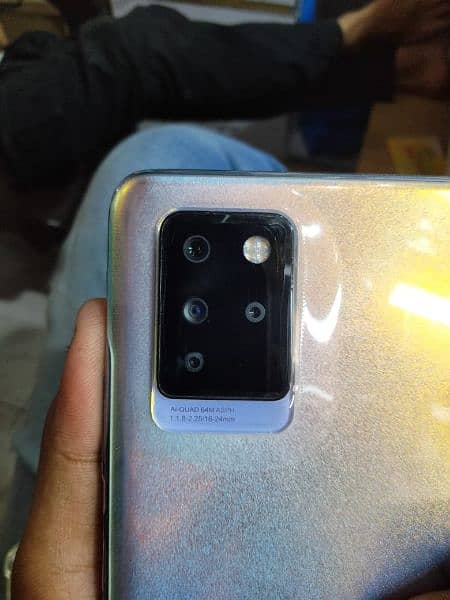 Infinix note 10 pro 8/128 box charger ka Sath 2