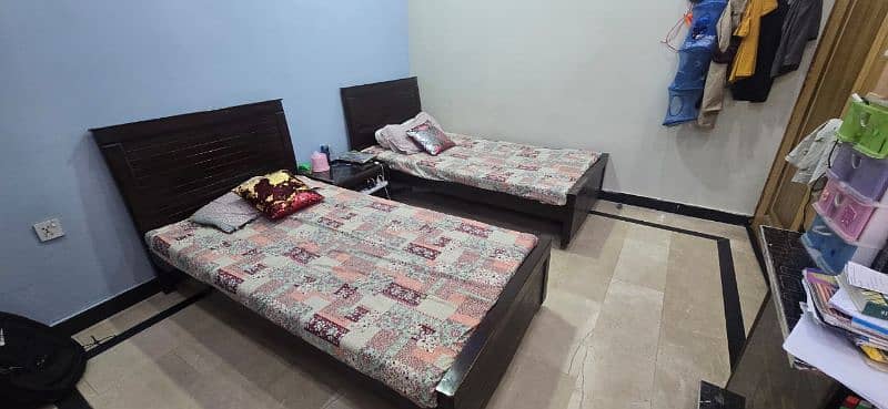 Pair of single bed used 4