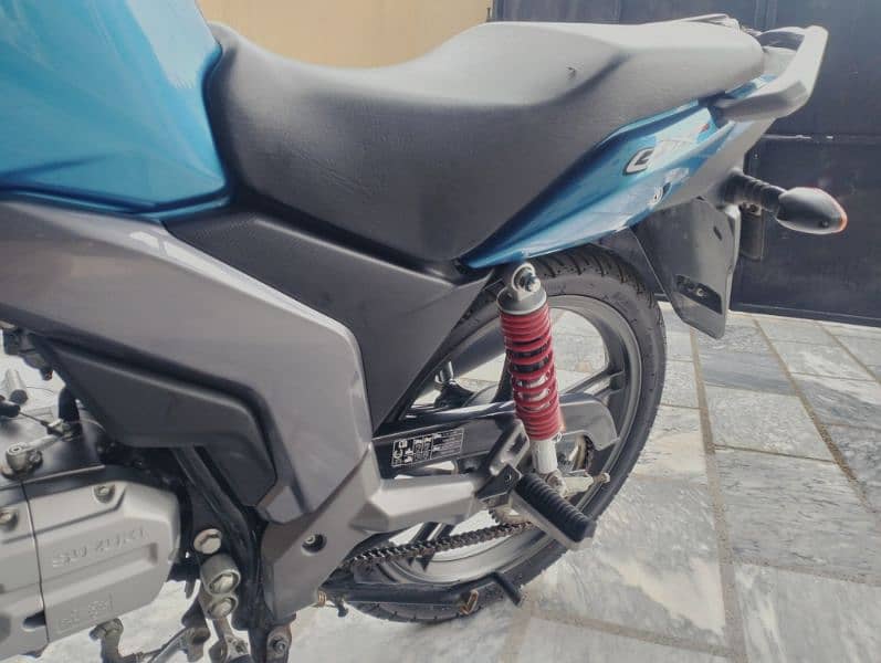 SUZUKI GS-125 (2023) MODEL 7