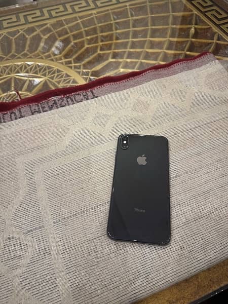 iphone xs max 256 gb dual pta approved all sensors working perfectly 0