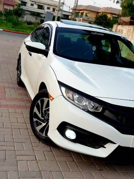 Honda Civic Oriel 2017 UG Fr sal 3