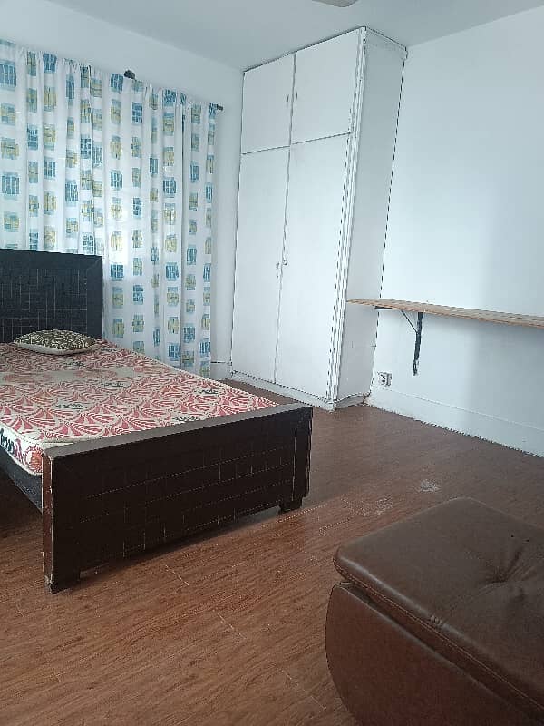 gulberg3 
2 kanal house upper portion furnished room attach bathroom kitchen tv lounge car parking good location available for rent contact Magsi Estate 2