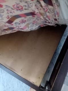 single bed with matress