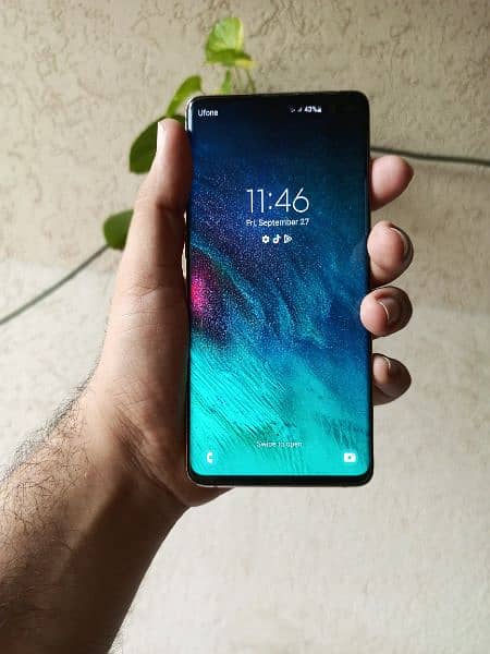 Samsung Galaxy S10 Plus, 8/128 gb, Dual Sim Approved 6