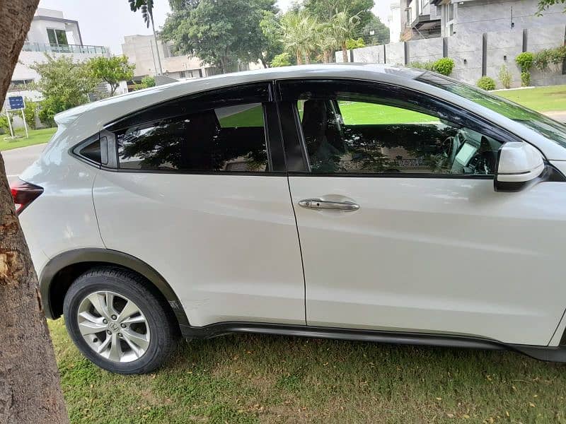 Honda Vezel 2016 8