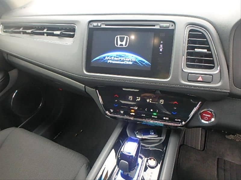 Honda Vezel 2016 10