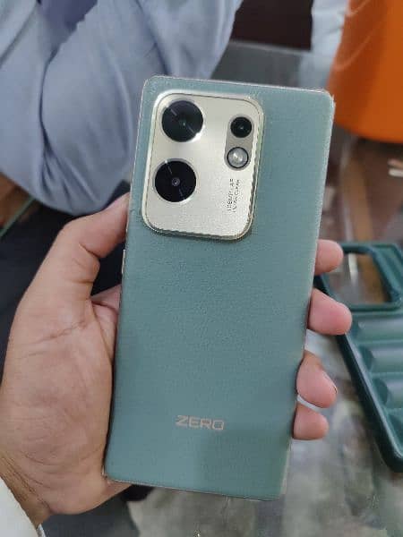 Infinix Zero 30 8/256 2