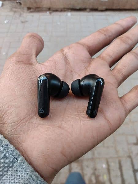 Audionic 425 Earbuds 1