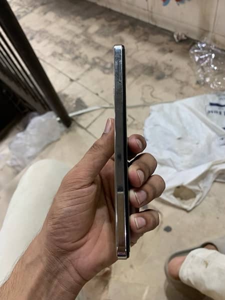 infinix hot 40i 4/64 brand new mobile just box open 5