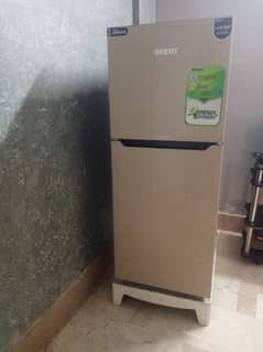 Orient Refrigerator (Model: 205 Grand)