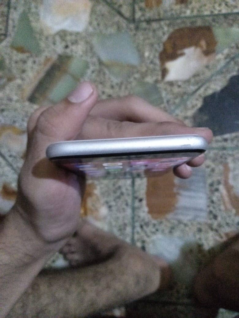 iPhone SE 2020 gaming 2