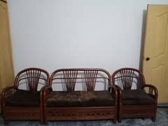 8 seated wooden sofa set (33,000)