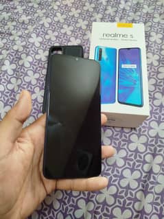 Realme 5