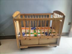 baby wooden cot