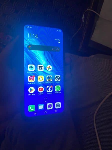 Vivo y17pro 8+5gb 128gb 1