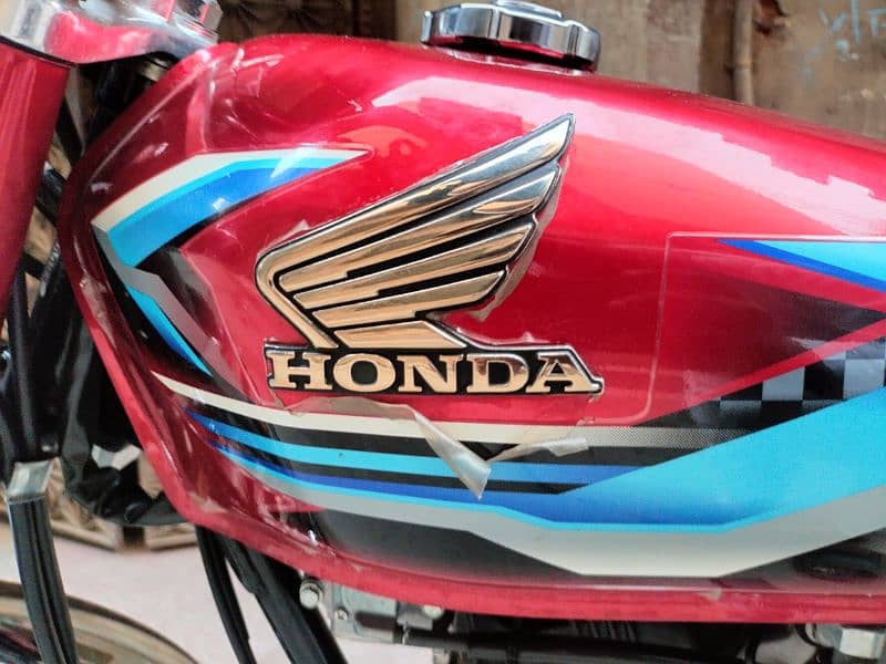 Honda 125 Applied for 1