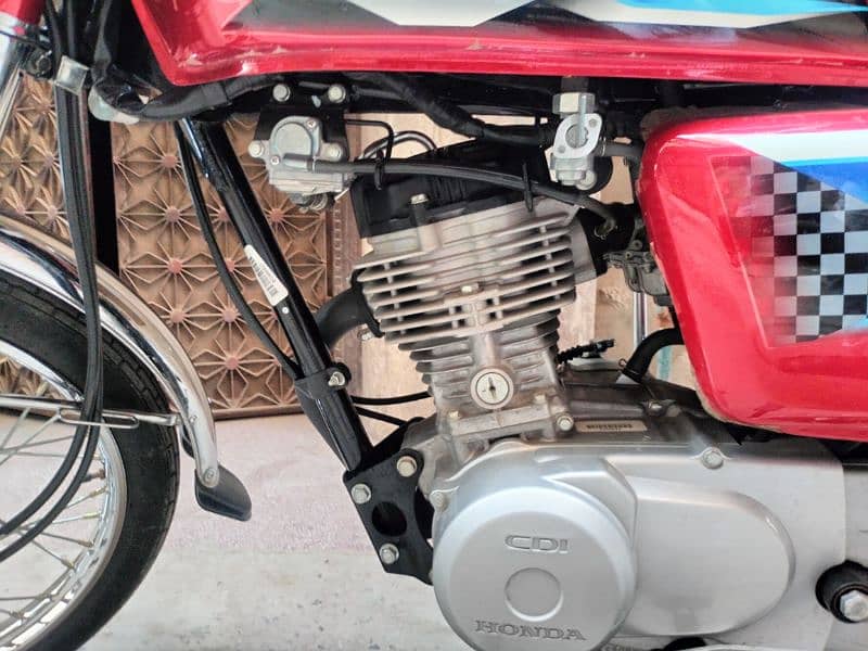 Honda 125 Applied for 4