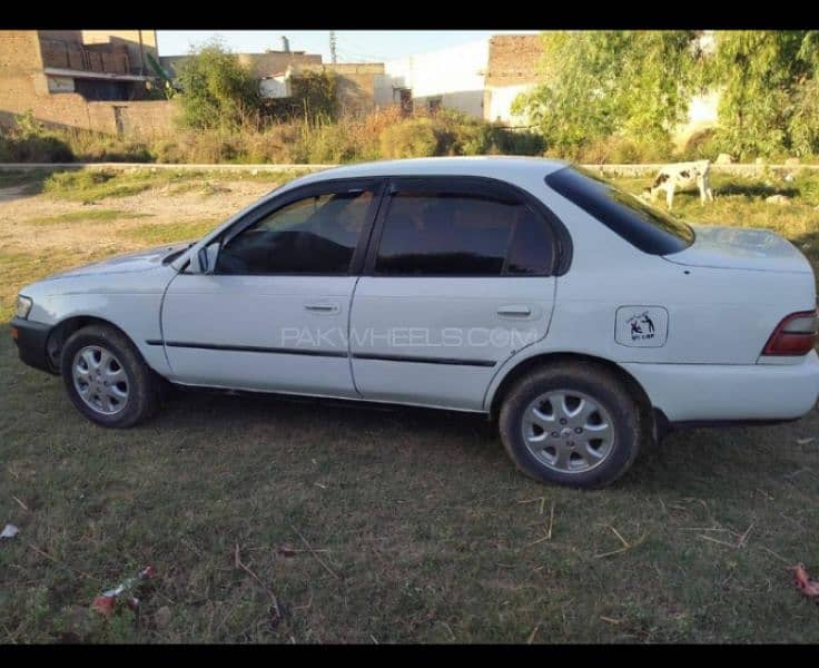 Toyota Corolla 2.0 D 2001 6