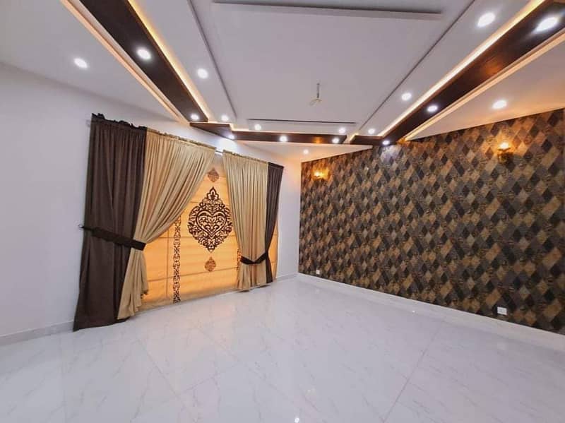 Final Rent- 10 Marla Fabulous Upper Portion On Top Location For Rent In DHA Phase 1 Lahore 6