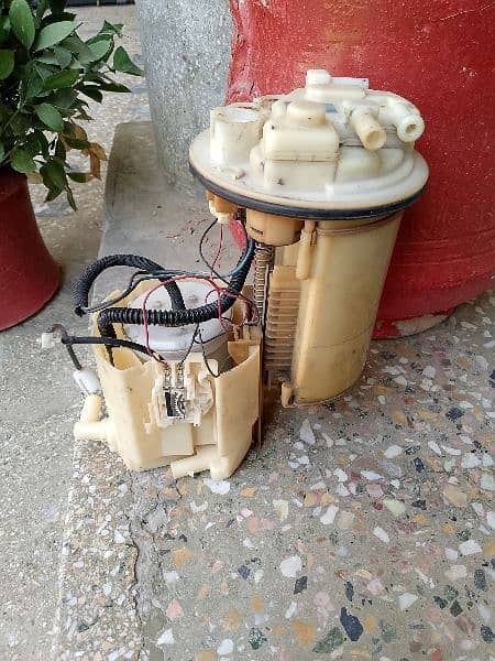 original Toyota xli, GLI fuel pump 3