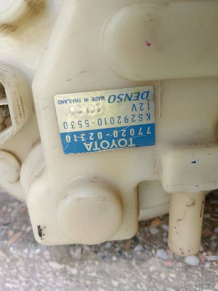 original Toyota xli, GLI fuel pump 4