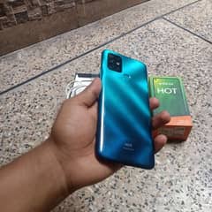 Infinix hot 10 4/64 with box charger