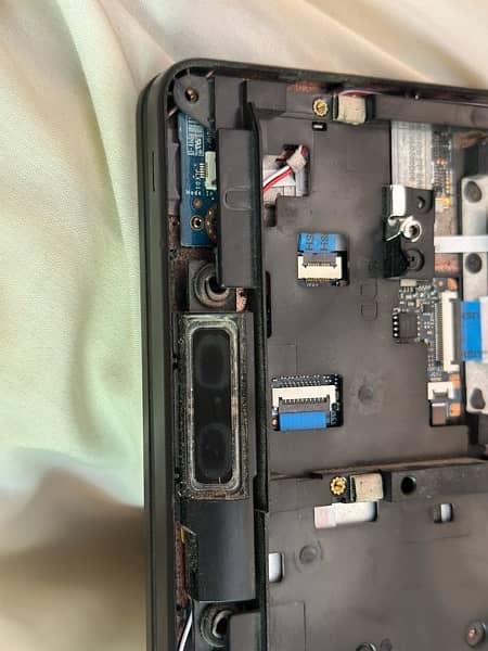 Dell Latitude 5840 i5 7th Gen Board Issue 7