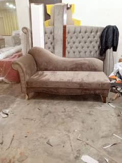 apny purany sofas bed chairs ko blkl new krny k lea abe contact kry