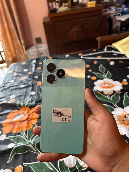 Realme c51 4/64 1