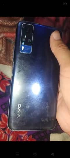 vivo Y51s 8/128 Only mobile hai Side body tora ref hai or bilkul ok ha