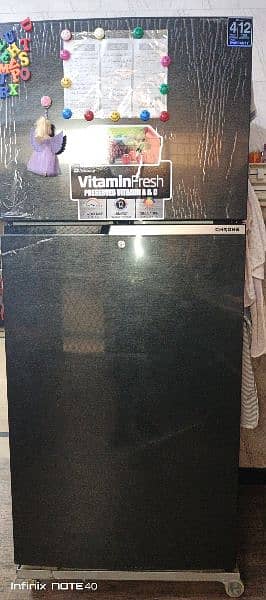 Dawlance fridge available in good condition 0