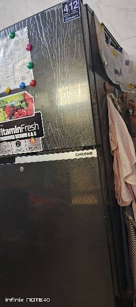 Dawlance fridge available in good condition 1