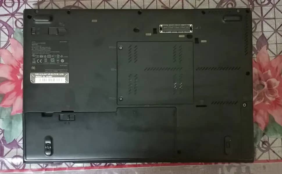 Lenovo Thinkpad T420s | Core i5 | 8GB RAM | 320 GB HDD 5