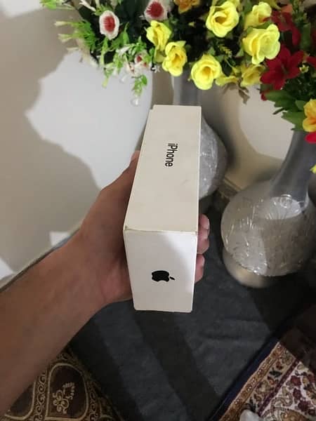 i phone 7 plus non pta 128 gb 03154552084 only whtas app with box 5