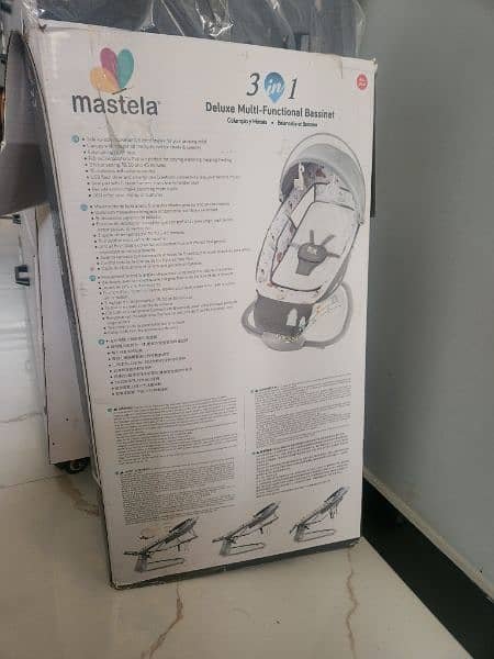 mastela 3 in 1 bassinet/ swing 3