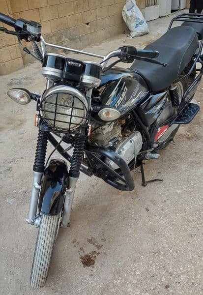 suzuki 150 SE 2017 3