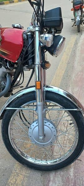 honda 125 self start 5