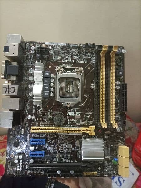 Asus H87 M PRO motherboard 1