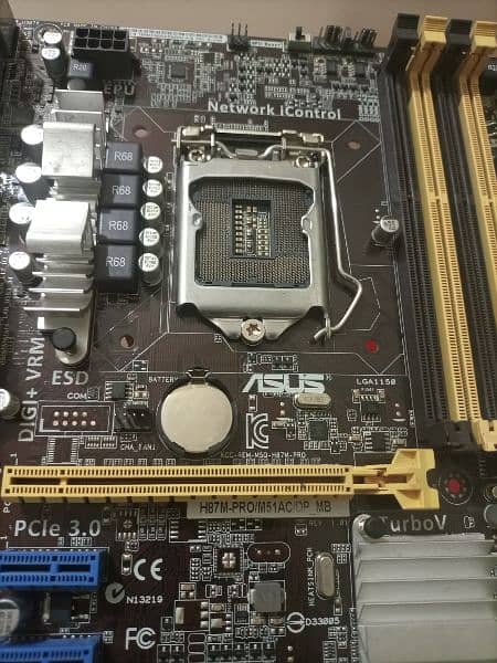 Asus H87 M PRO motherboard 2