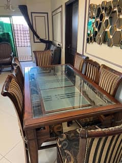 Dining table / wooden dining table / table chairs / furniture