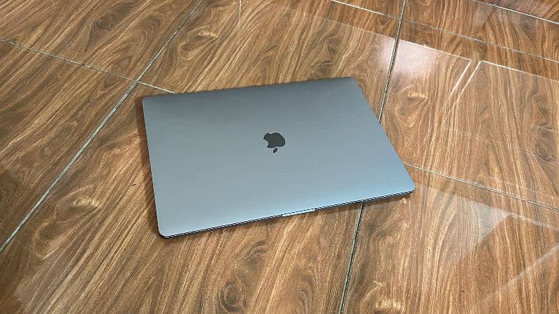 MacBook pro 2019_16"inch (32/512 SSD) 7