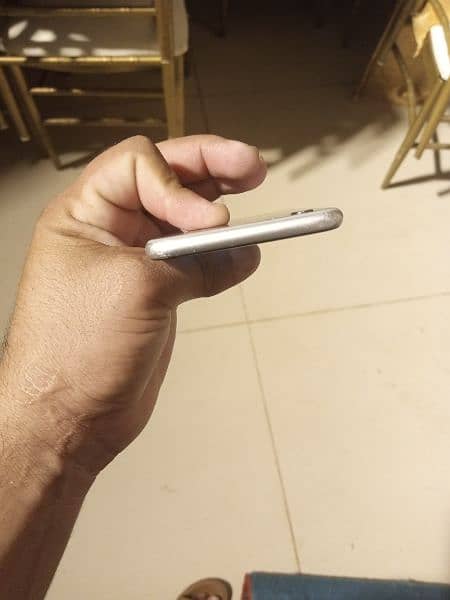 iPhone 6s pta official 6