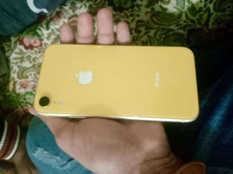 I PHONE XR 0