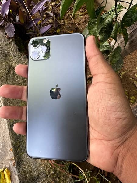 Iphone 11 pro max 1